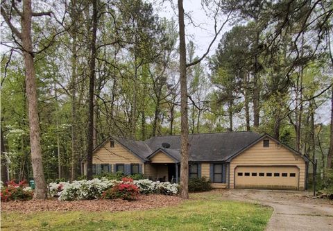 2513 Rockwood Way Stone Mountain GA 30087