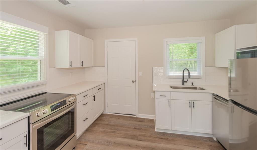 525 Baker Circle, Atlanta, Georgia image 25