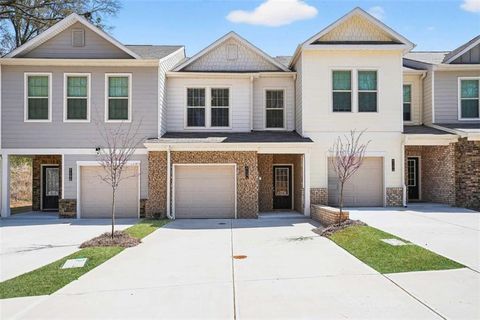 Townhouse For Sale - 6154 Ripple Way #76<br/> South Fulton, GA 30349