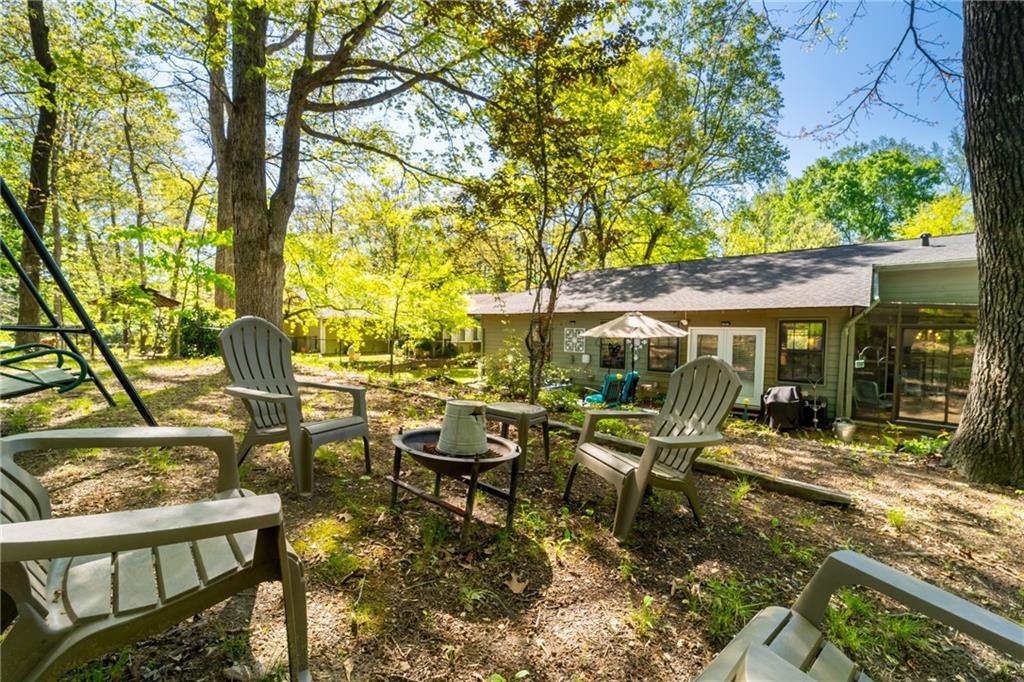 4521 Parkcrest Court, Marietta, Georgia image 38