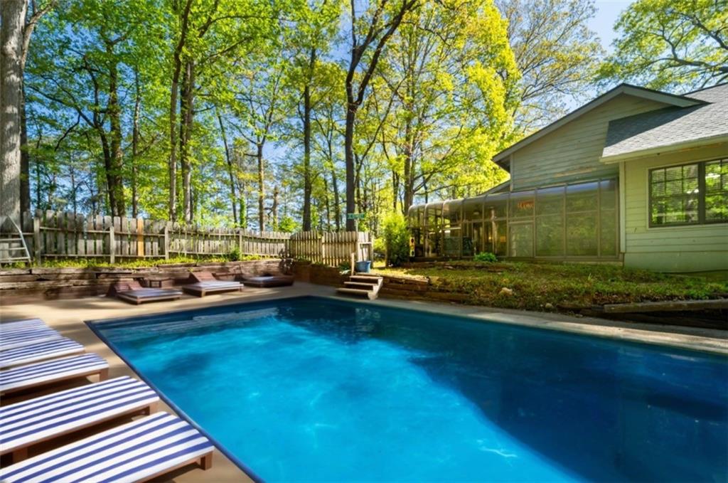 4521 Parkcrest Court, Marietta, Georgia image 2