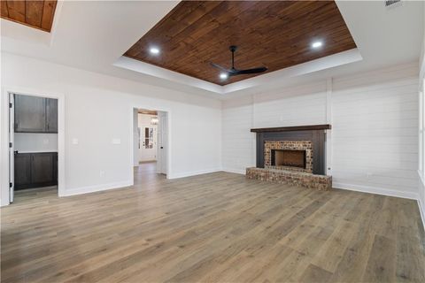 A home in Dahlonega
