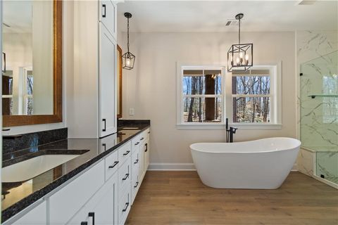 A home in Dahlonega
