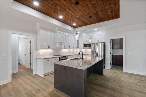 A home in Dahlonega