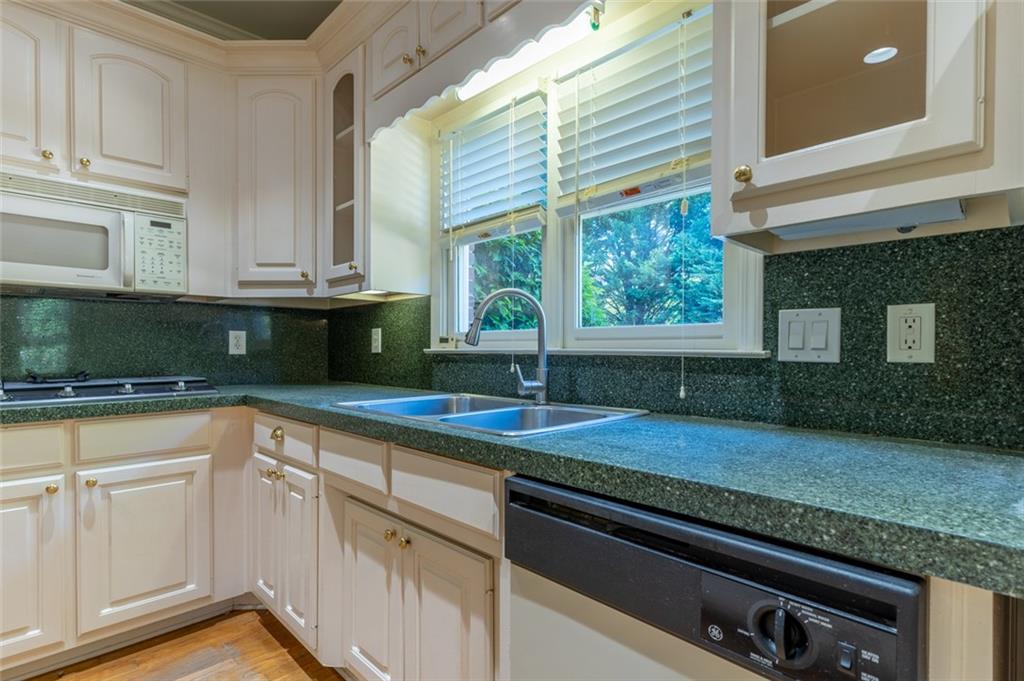 1210 Lancelot Court, Loganville, Georgia image 17