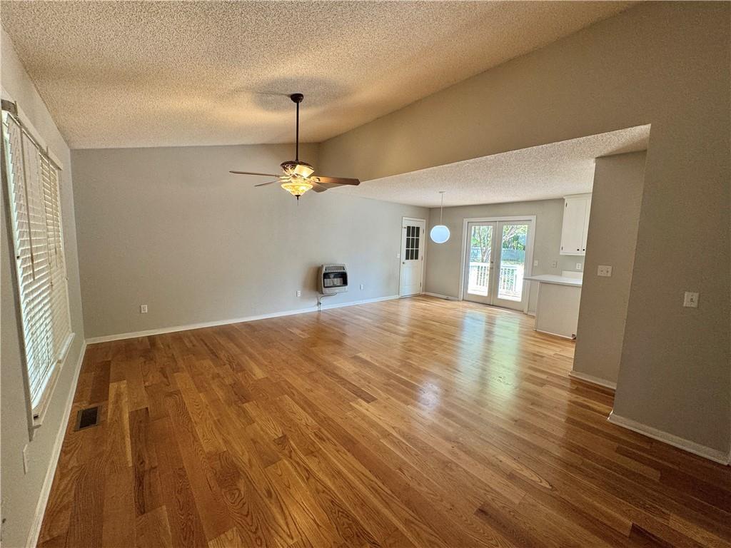 71 Emerald Lane