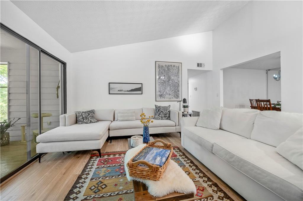 907 Parkaire Crossing