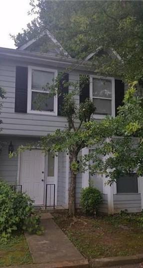 Available Now *** $300 OFF one month's rent *** $1,225 – 2 Bed / 2.5 Bath townhome in Stone Mountain This well-maintained townhouse offers comfortable living spaces with a large living room and dining area. The kitchen features tile flooring and white appliances, making it a great place to cook meals. There is also plenty of space in the bedrooms and bathrooms. You'll love the well-placed wall-to-wall carpeting that brings comfort to your home.