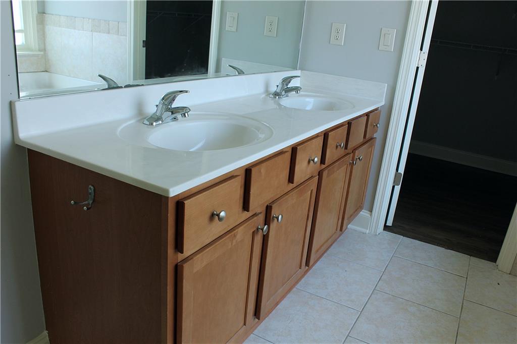 3186 Dogwood Drive, Hapeville, Georgia image 26