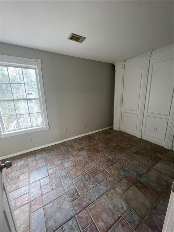 404 Prince Of Wales, Stone Mountain, Georgia image 6