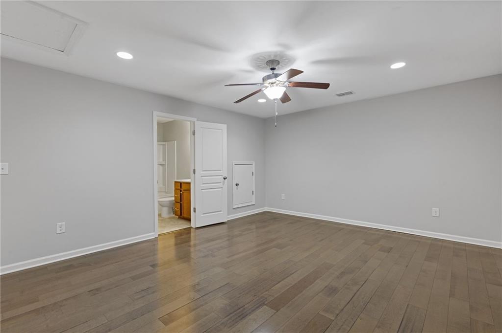 8335 Village Place, Suwanee, Georgia image 37