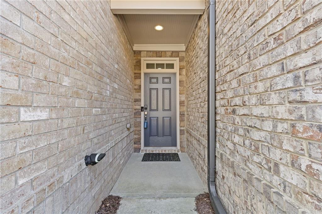 8335 Village Place, Suwanee, Georgia image 3