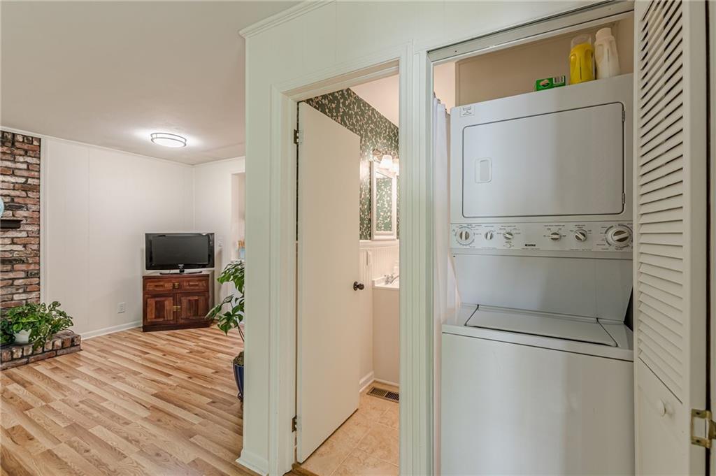 1325 East Forrest Avenue, East Point, Georgia image 35
