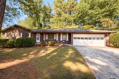 464 Paschal Circle SW Lilburn GA 30047