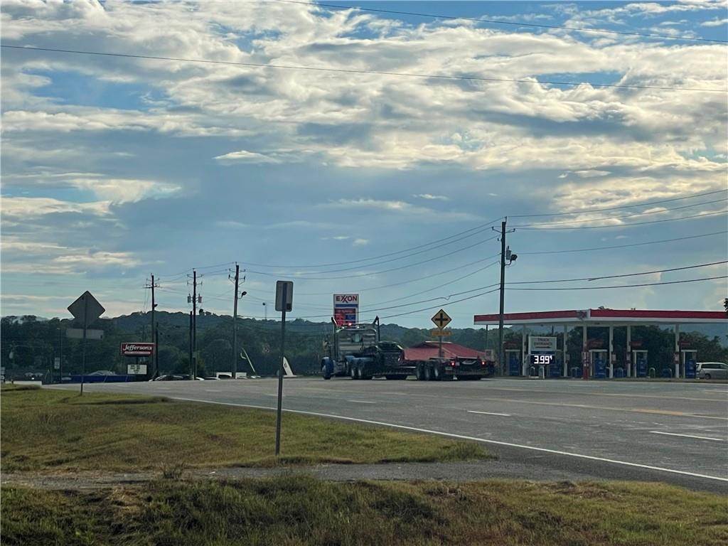 811 Cartersville Highway