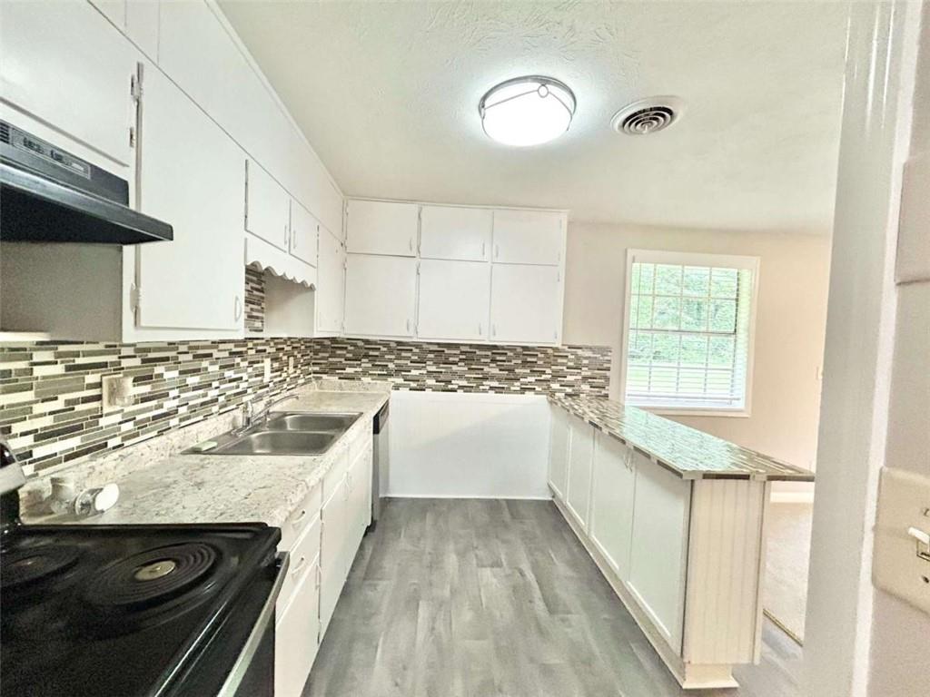 4363 Stonewall Tell Road, Atlanta, Georgia image 4