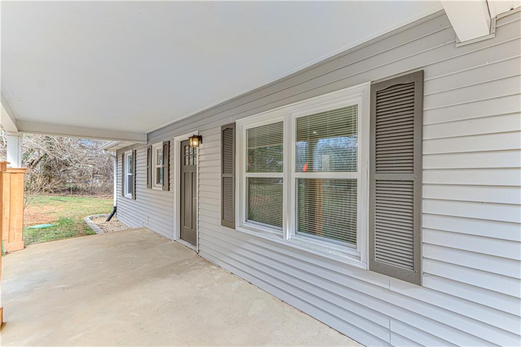 490 Crescent Drive