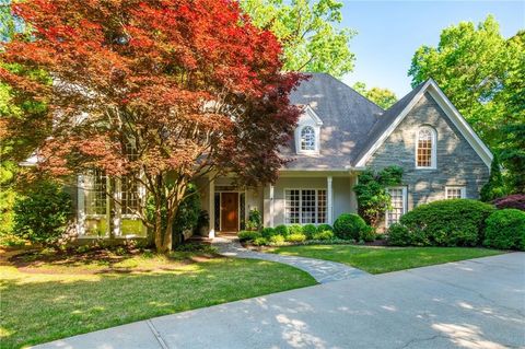 Homes For Sale - 3 Powers Chase Circle<br/> Atlanta, GA 30327