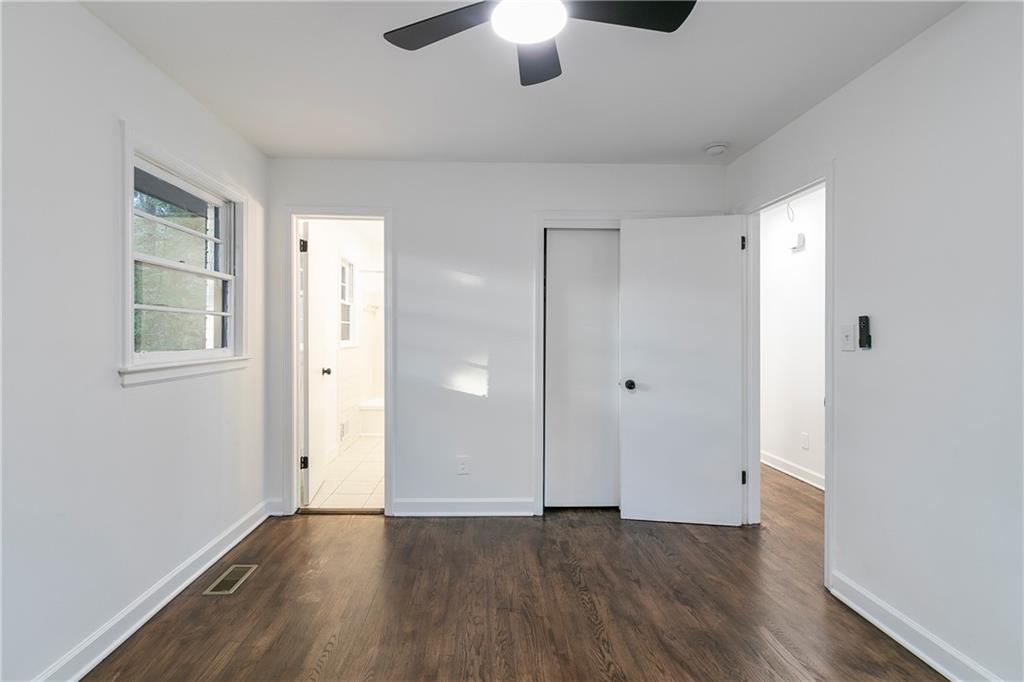 3215 Pennignton Circle, Atlanta, Georgia image 15