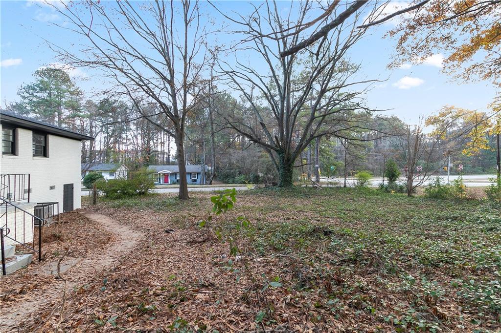 3215 Pennignton Circle, Atlanta, Georgia image 22