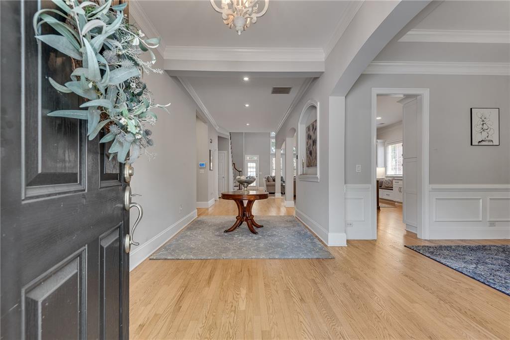 255 Wembley Circle