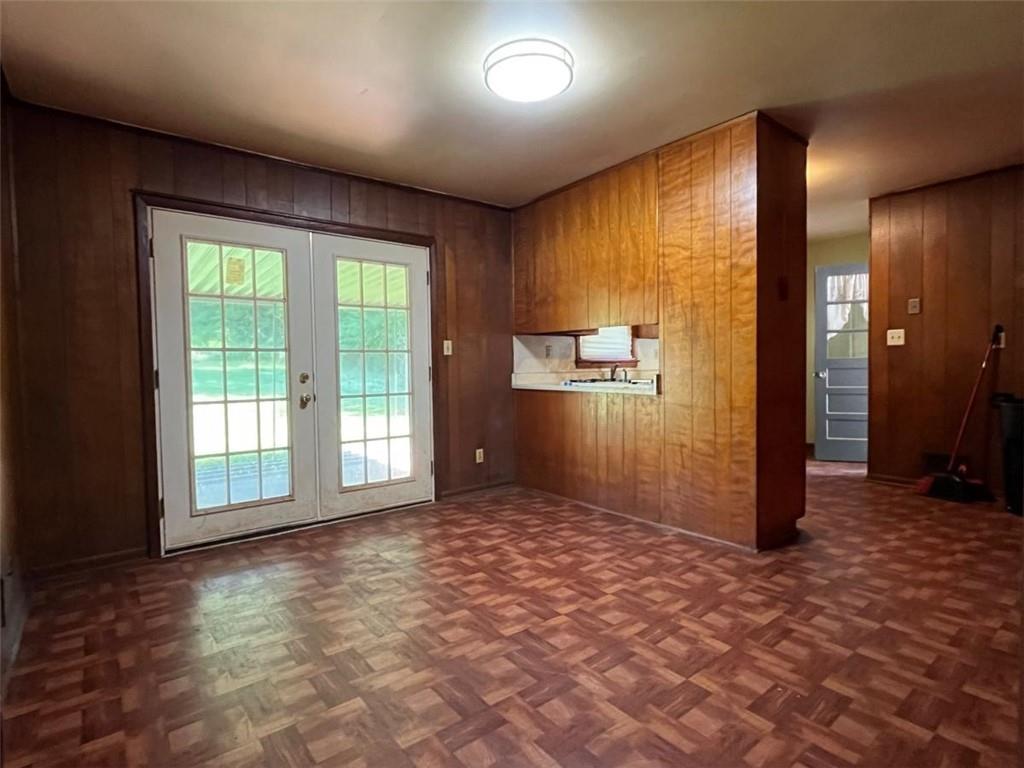 4048 Emerald Lake Drive, Decatur, Georgia image 5