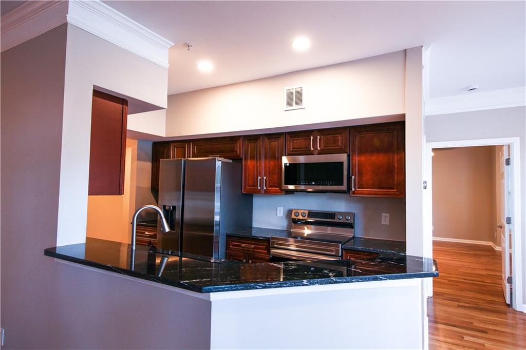 The Enclave at Renaissance - Residential