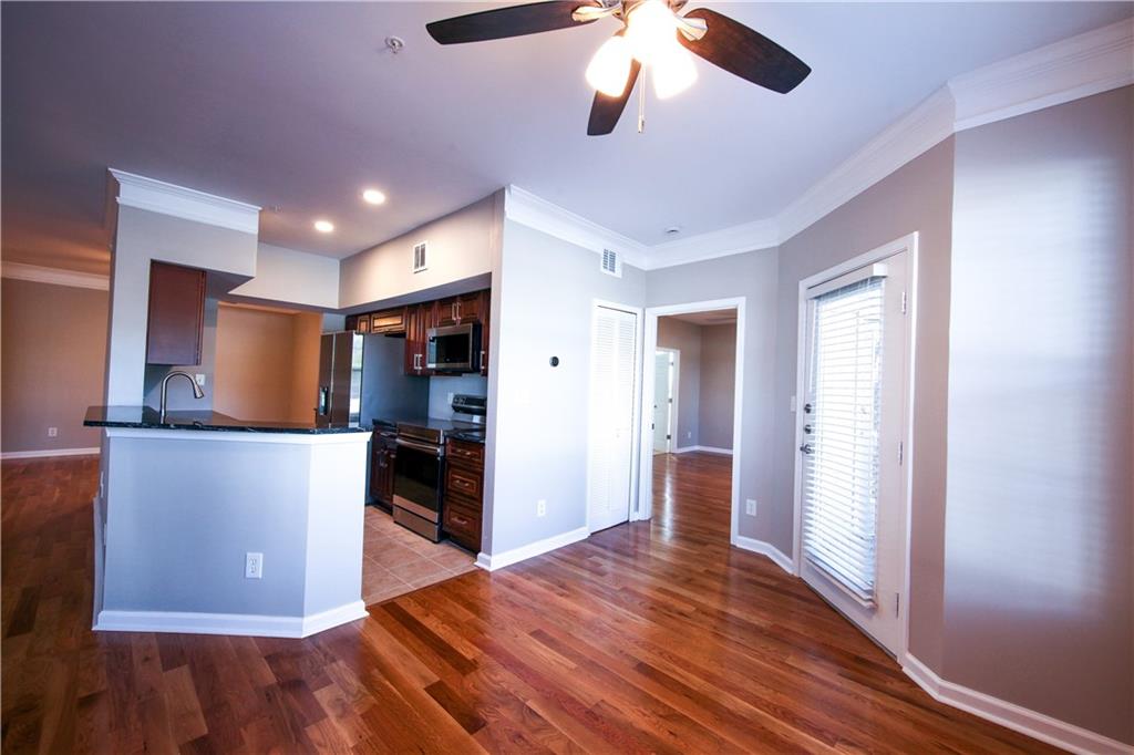 The Enclave at Renaissance - Residential