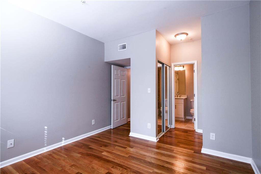 The Enclave at Renaissance - Residential