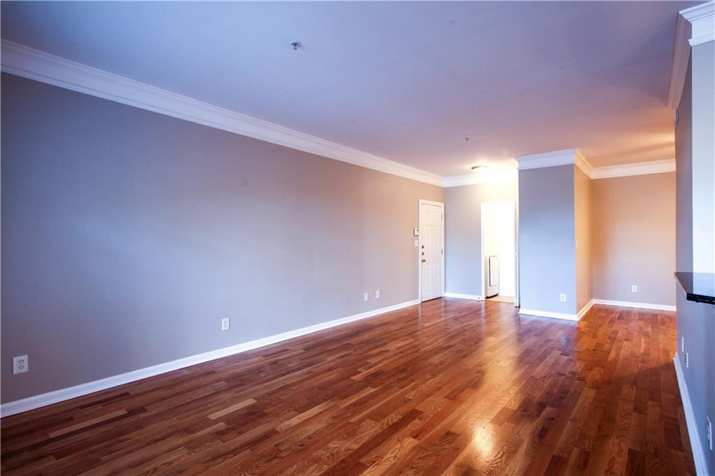 The Enclave at Renaissance - Residential