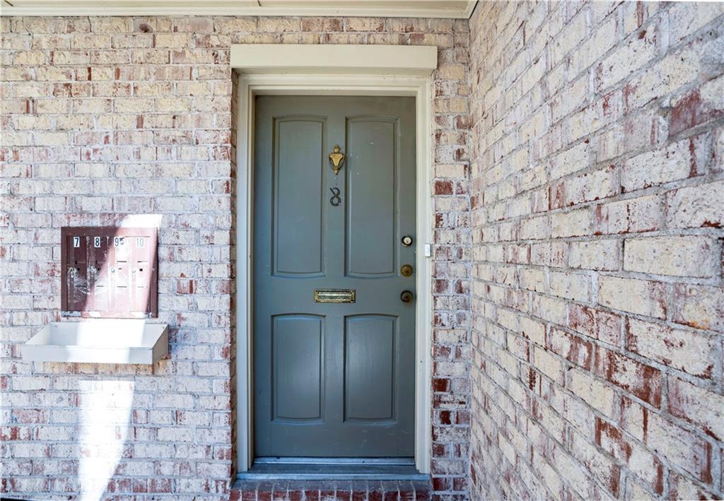 8 Cantey Place NW