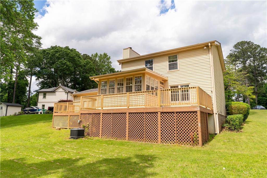 5678 Fern Creek Drive, Lilburn, Georgia image 37