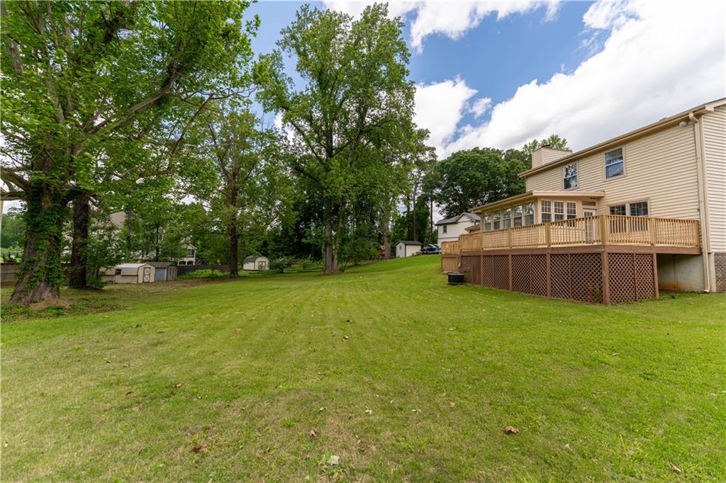 5678 Fern Creek Drive, Lilburn, Georgia image 38