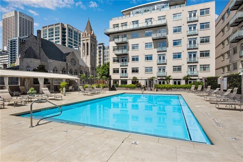 805 Peachtree Street NE 306