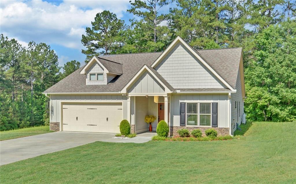 9 West Woods Court
