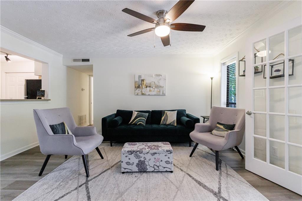 215 Summit North Drive NE