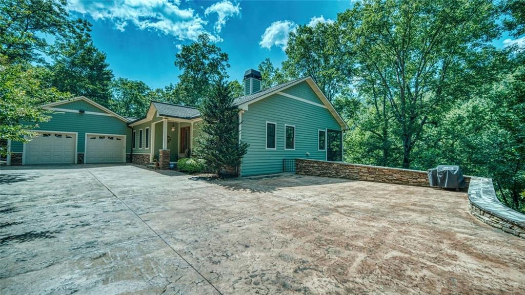605 Owl Creek Road