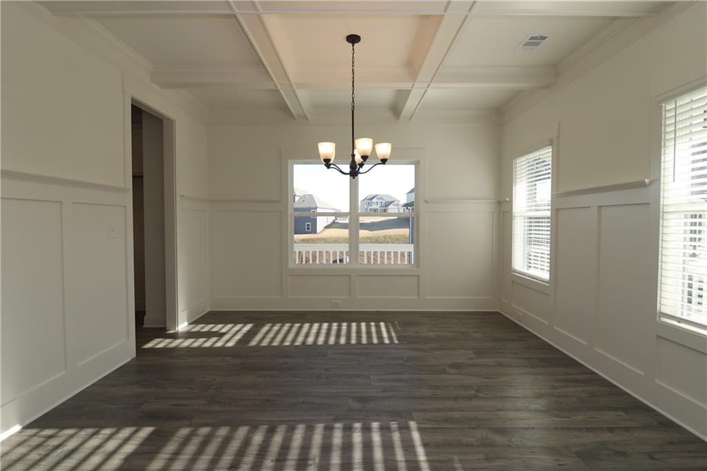 599 Calgary Downs Drive
