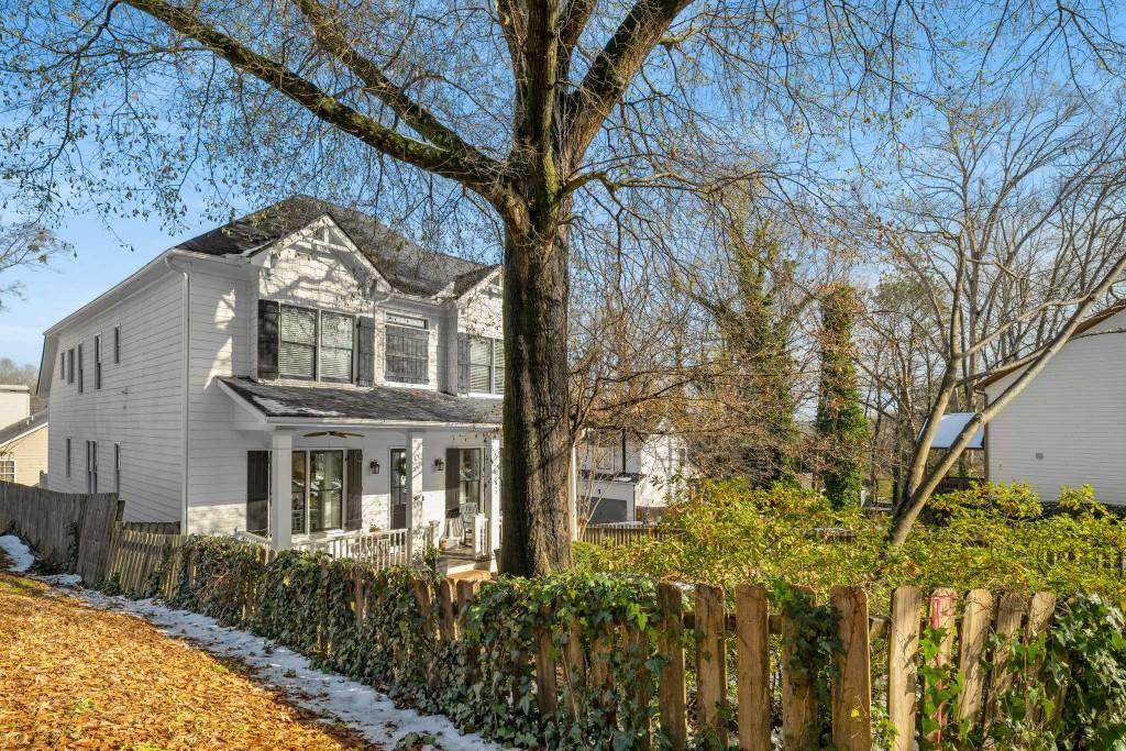 1399 Knob Hill Court, Atlanta, Georgia image 5