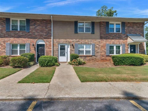 Homes For Sale - 57 Northdale Place<br/> Lawrenceville, GA 30046