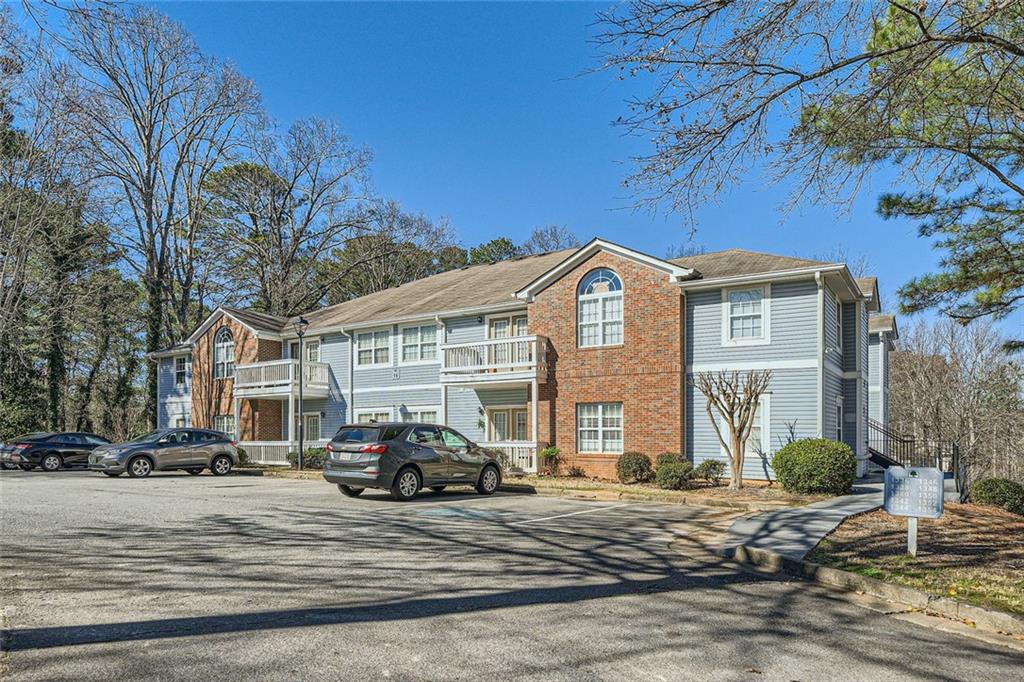 1342 Orchard Park Drive, Stone Mountain, Georgia image 2