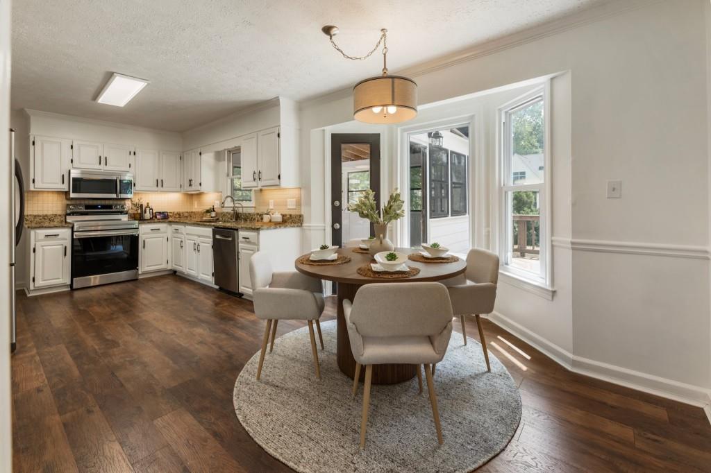 5600 Surrey Court