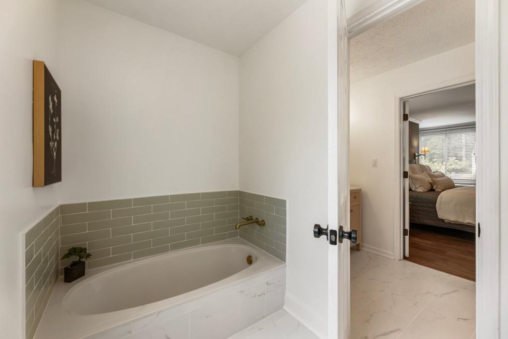 5600 Surrey Court, Alpharetta, Georgia image 23