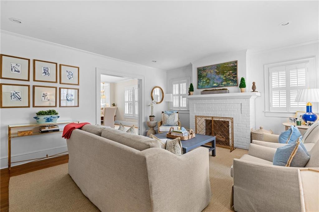 40 Peachtree Hills Avenue NE