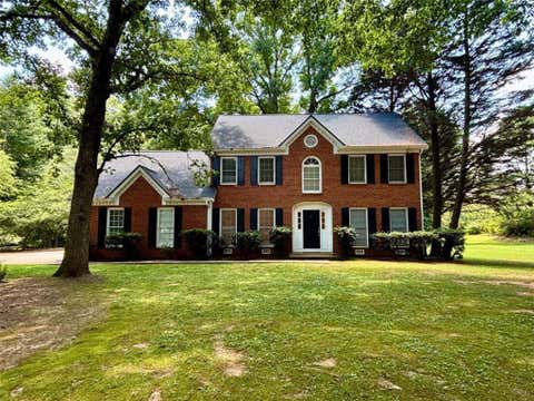 Homes For Rent - 4160 Creekwood Drive<br/> Cumming, GA 30041