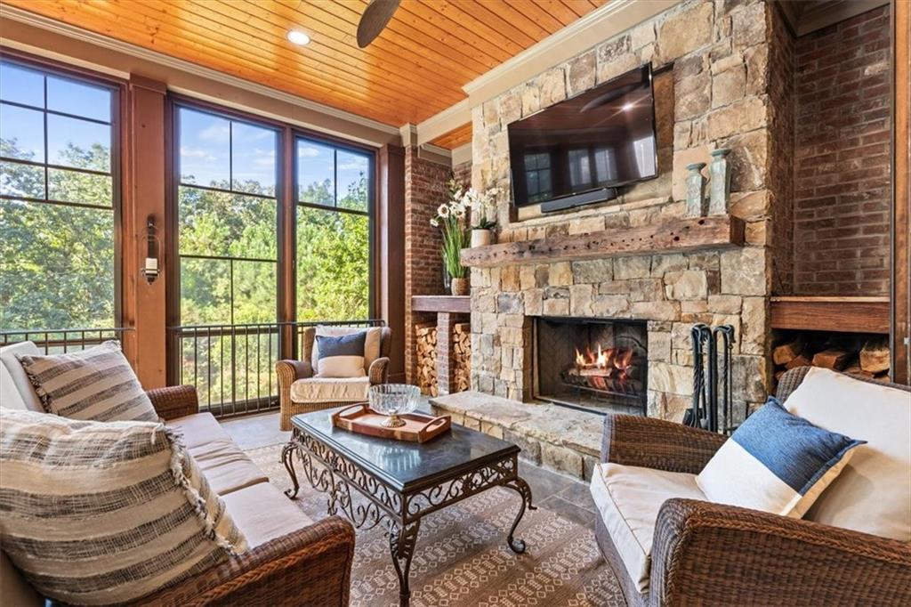1310 Cashiers Way