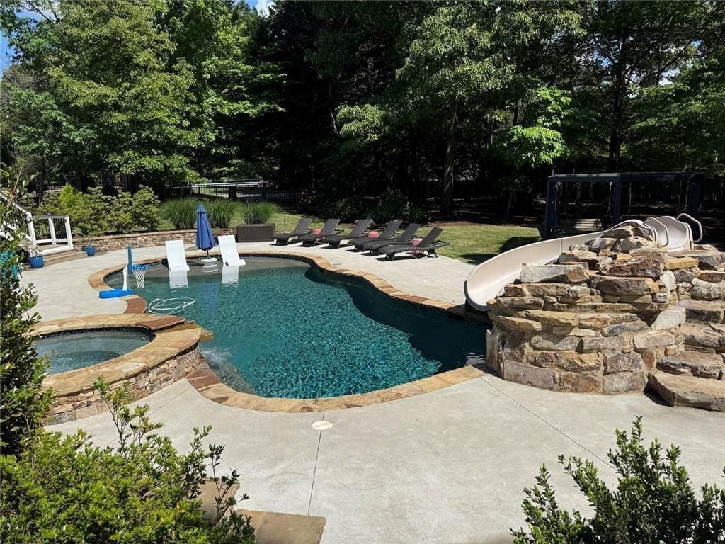 6741 Great Water Drive
