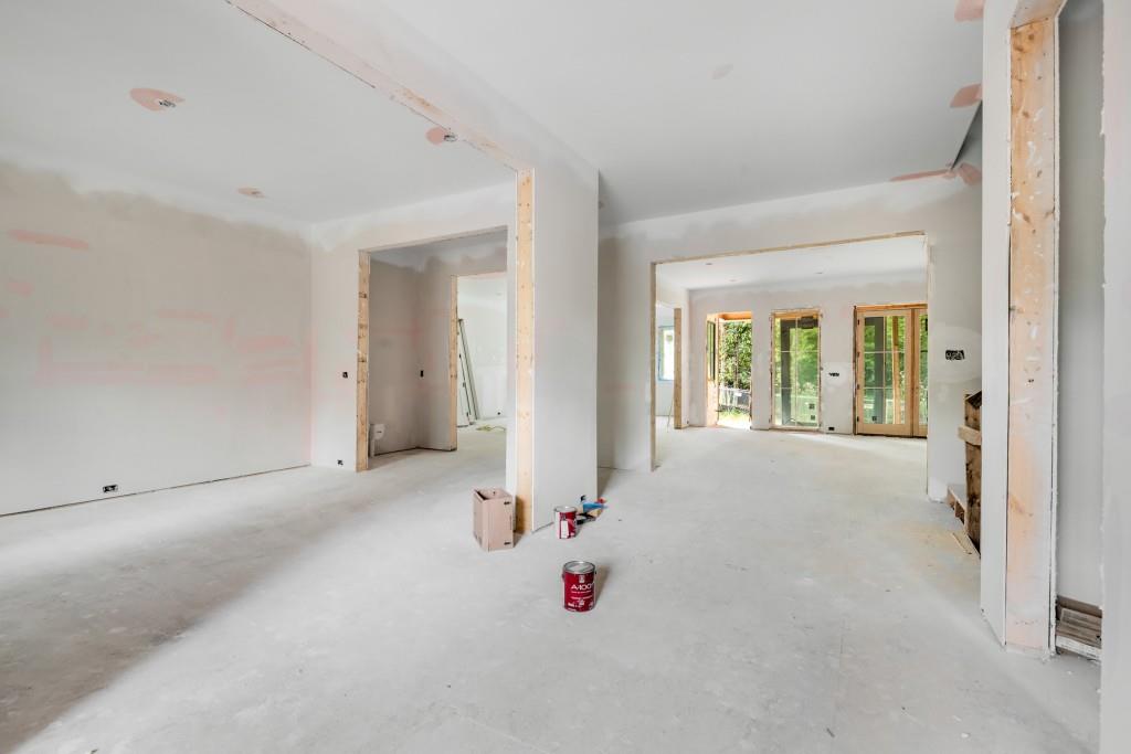 1330 Twelve Oaks Circle NW