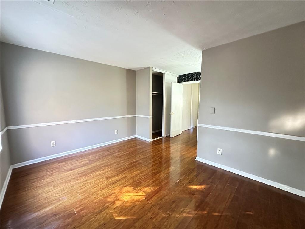 Piccadilly Place - Residential