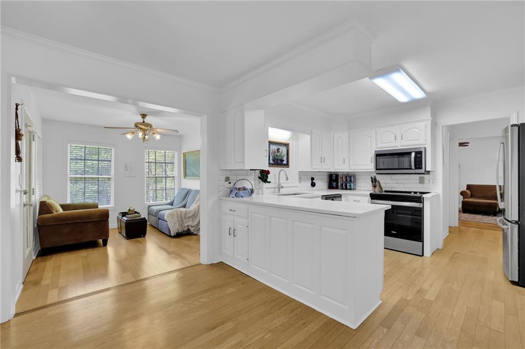 5830 Wills Wood Circle, Cumming, Georgia image 9